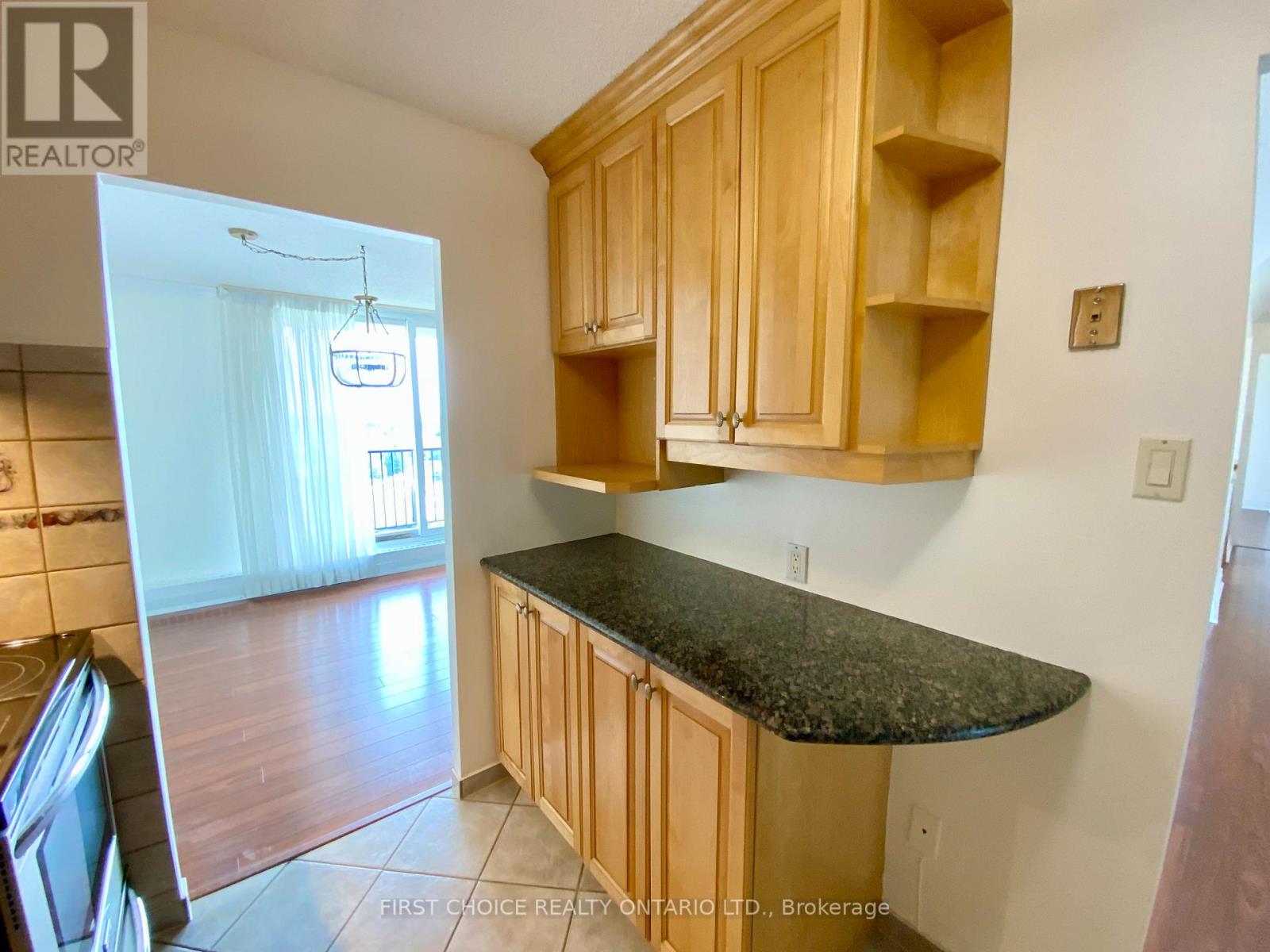 1708 - 665 Bathgate Drive, Ottawa, Ontario  K1K 3Y4 - Photo 14 - X12394143