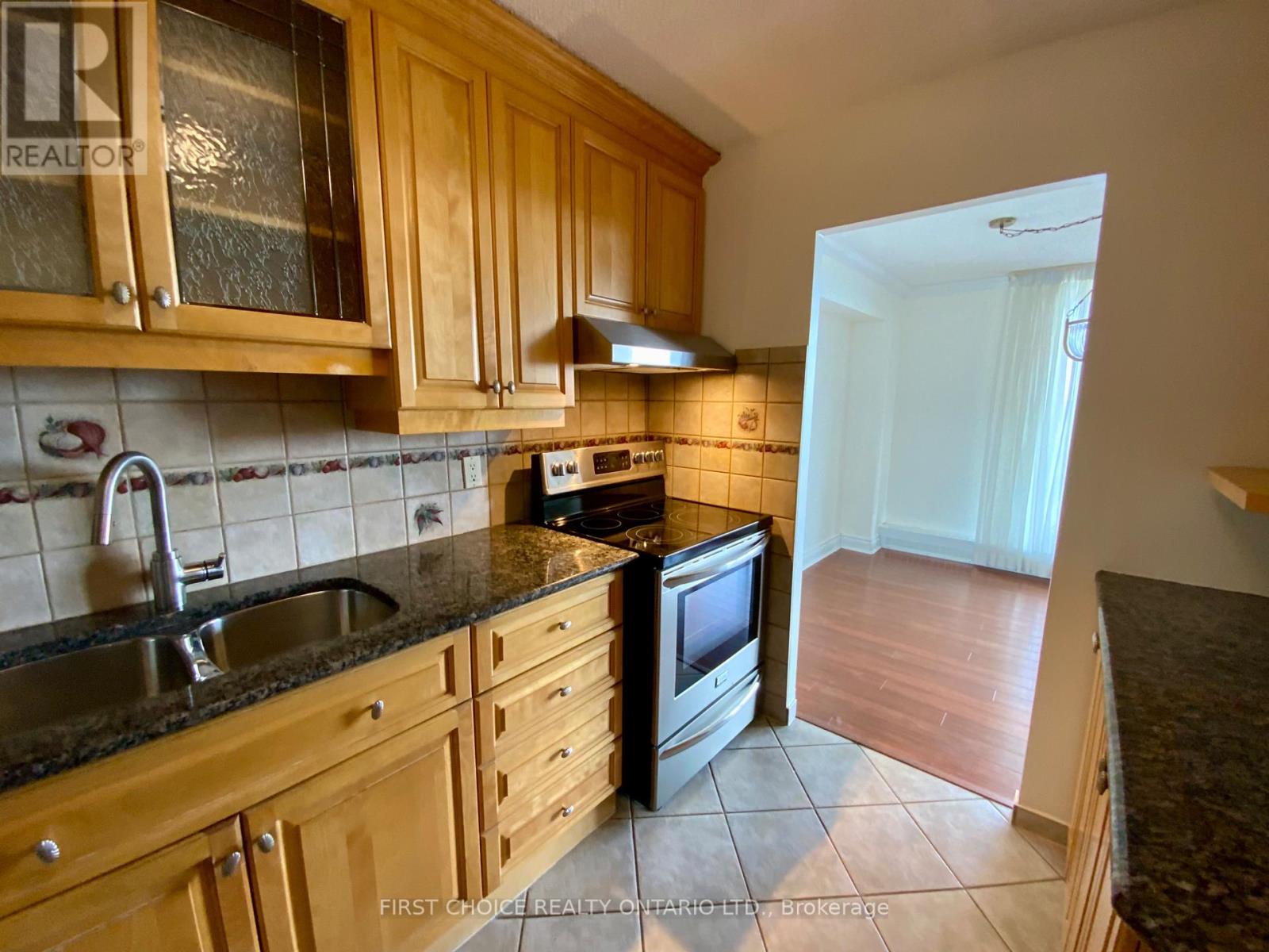 1708 - 665 Bathgate Drive, Ottawa, Ontario  K1K 3Y4 - Photo 16 - X12394143