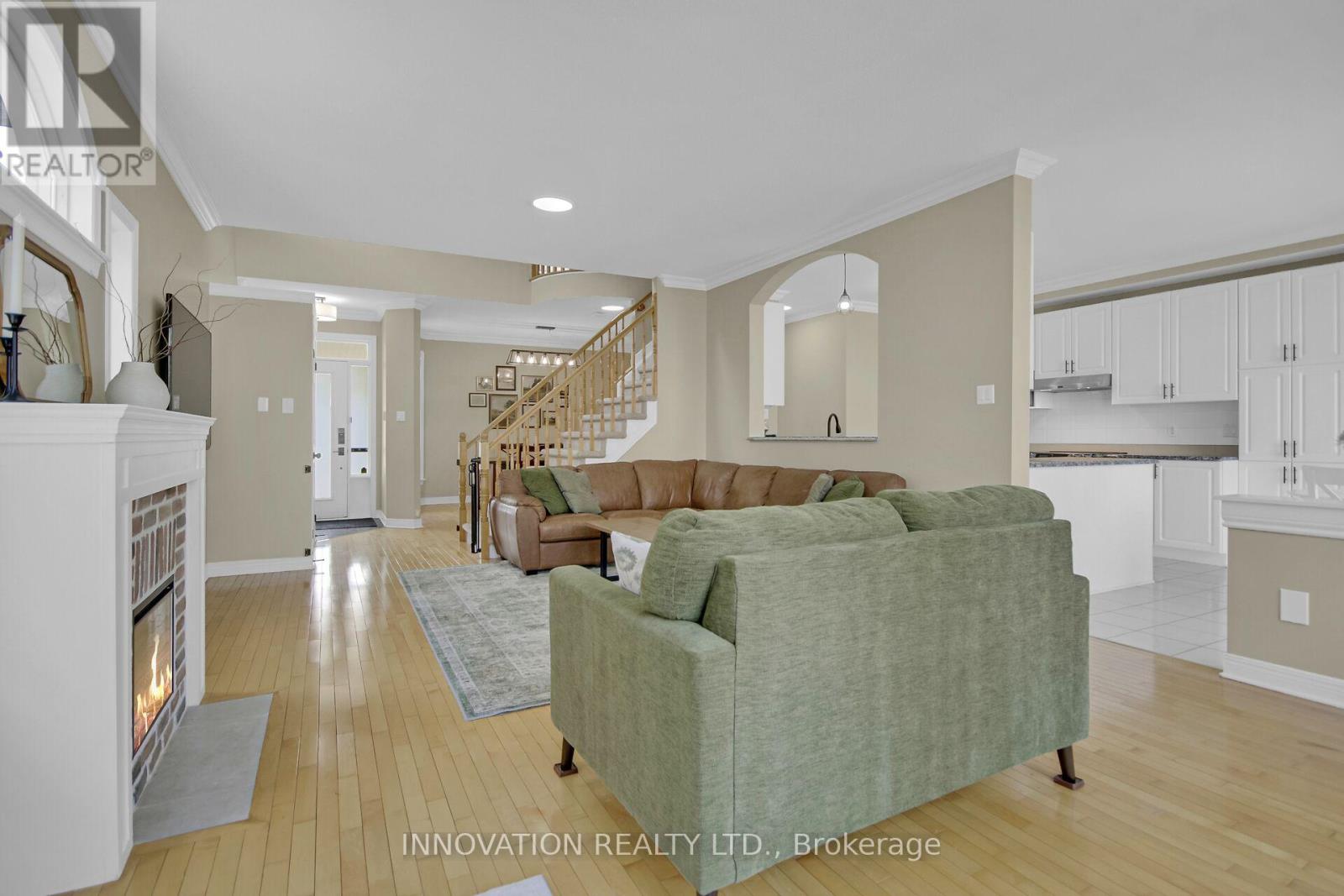 16 Sauble Drive, Ottawa, Ontario  K2M 2Y3 - Photo 10 - X12394190