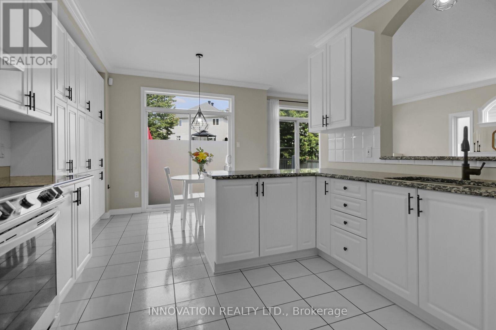 16 Sauble Drive, Ottawa, Ontario  K2M 2Y3 - Photo 31 - X12394190