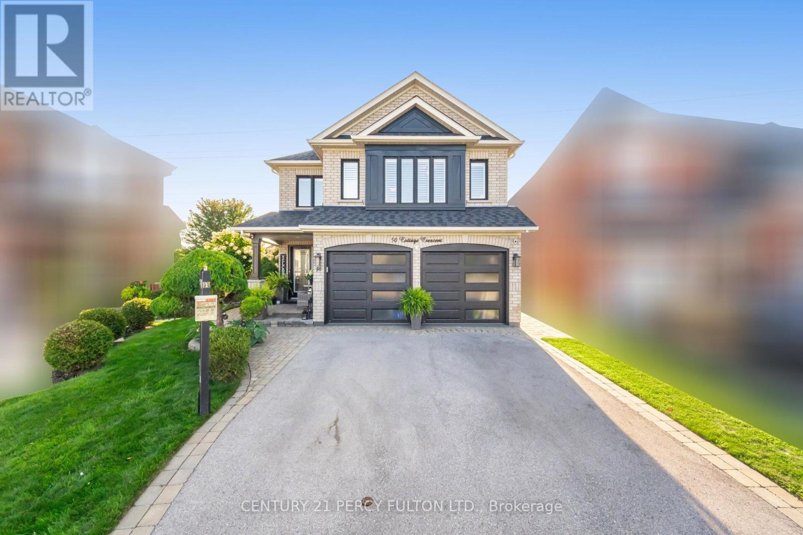 50 COTTAGE CRESCENT, Whitby, Ontario