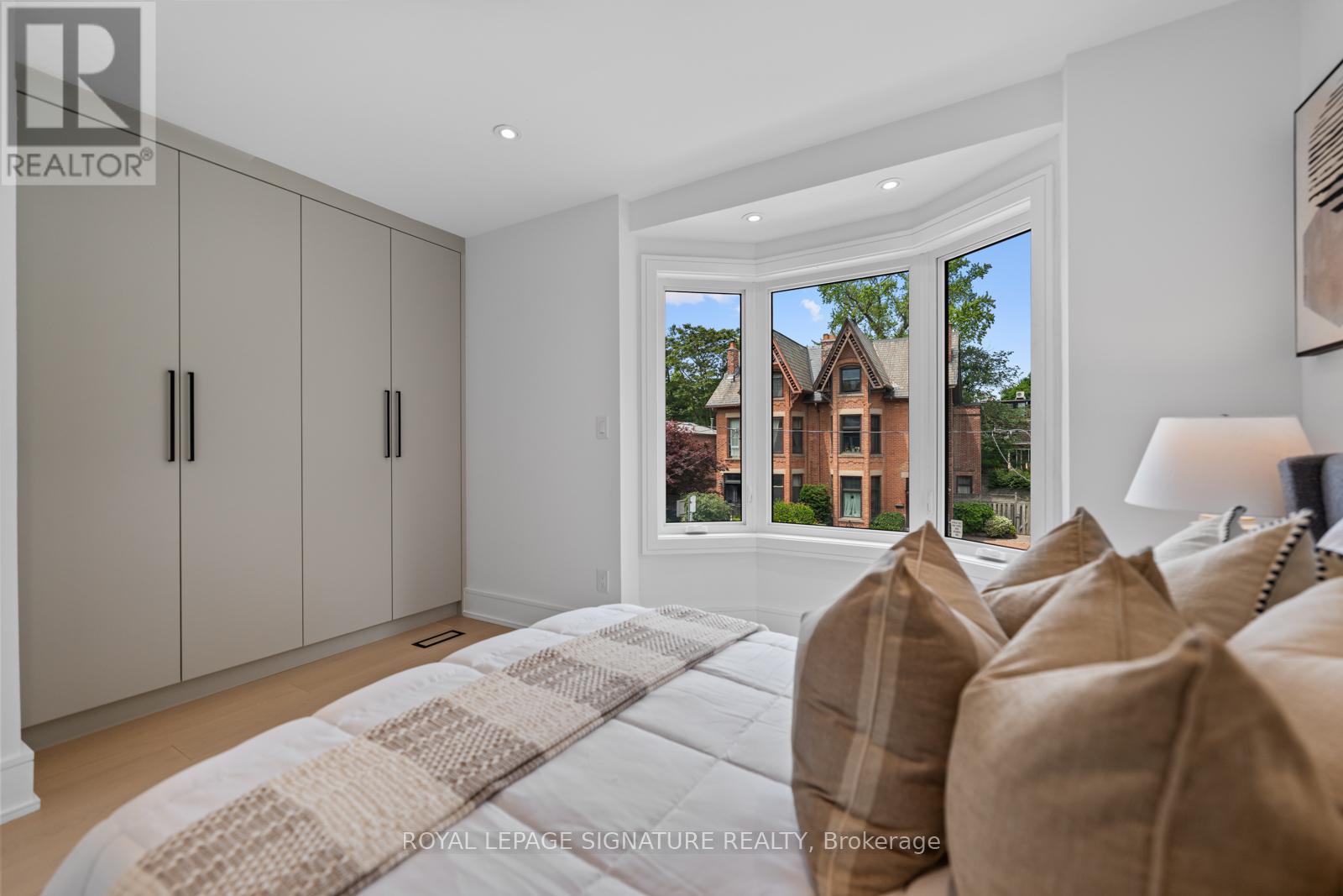 11 Victor Avenue, Toronto, Ontario  M4K 1A7 - Photo 29 - E12394085