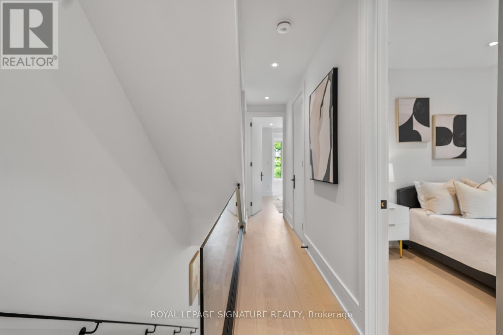 11 Victor Avenue, Toronto, Ontario  M4K 1A7 - Photo 31 - E12394085