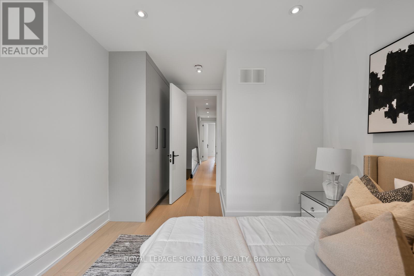 11 Victor Avenue, Toronto, Ontario  M4K 1A7 - Photo 36 - E12394085