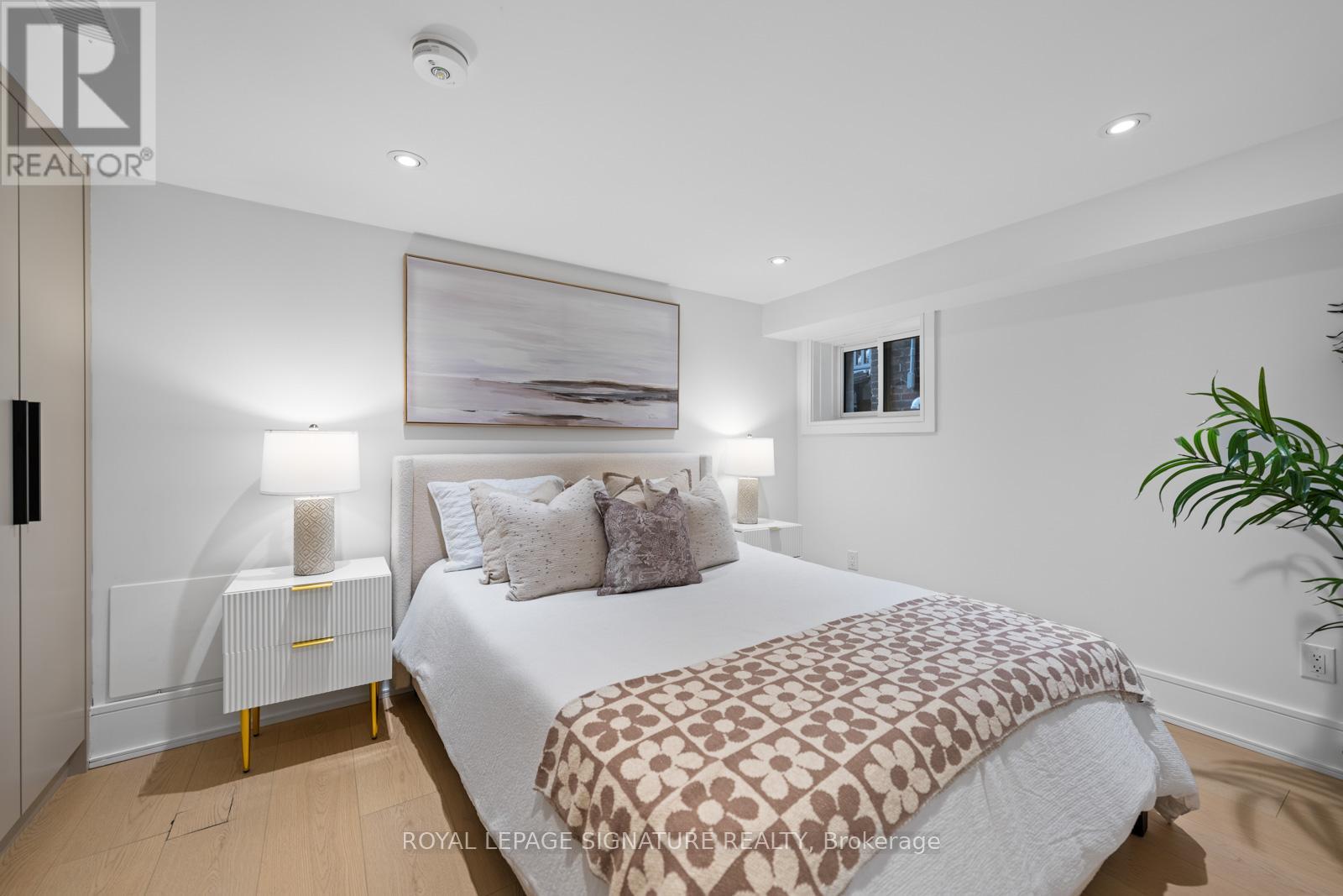 11 Victor Avenue, Toronto, Ontario  M4K 1A7 - Photo 42 - E12394085