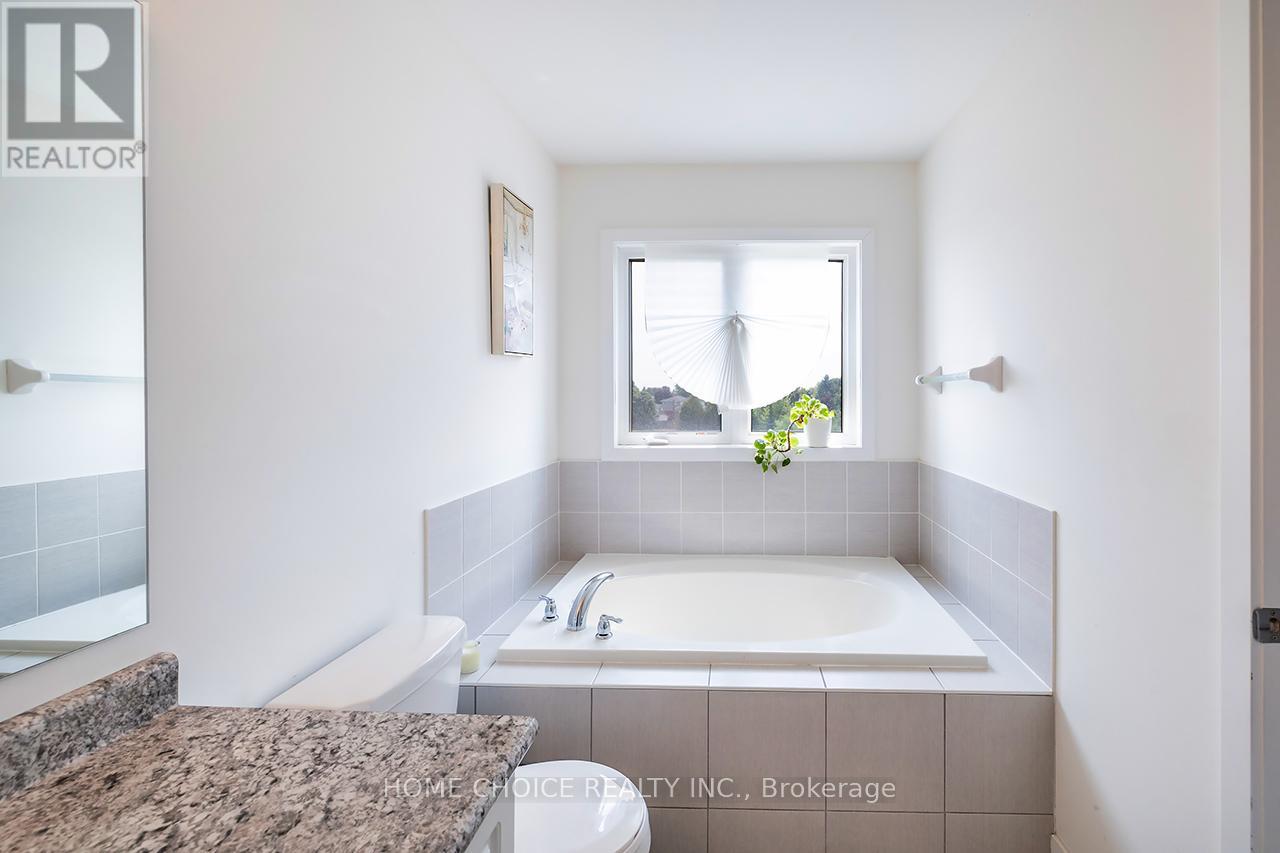 936 Kicking Horse Path, Oshawa (Mclaughlin), Ontario  L1J 0B4 - Photo 23 - E12394094