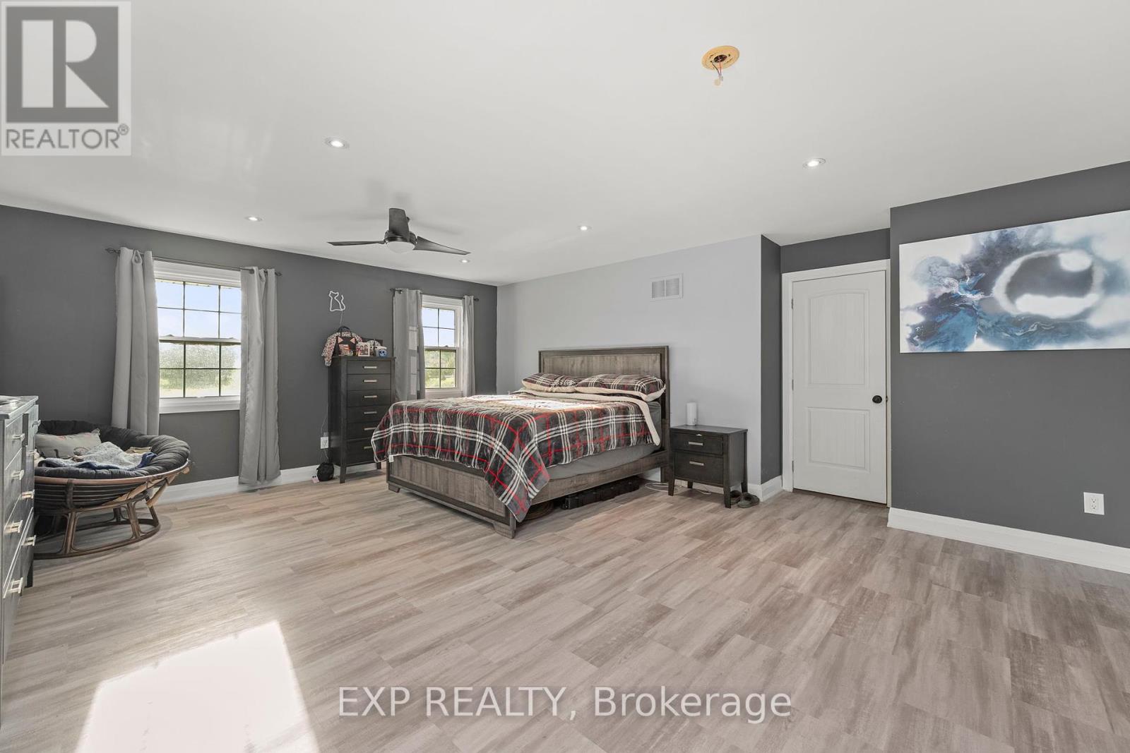 1109 Ravenshoe Road, East Gwillimbury, Ontario  L9P 1R2 - Photo 15 - N12393957