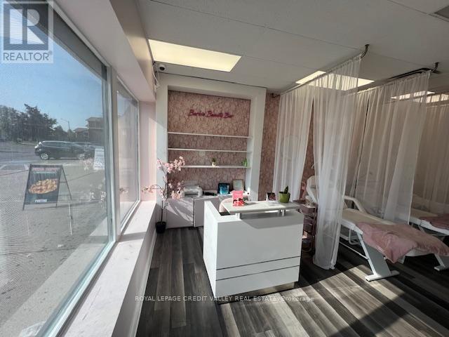 5 - 220 Wexford Road, Brampton, Ontario  L6Z 4N7 - Photo 10 - W12392862