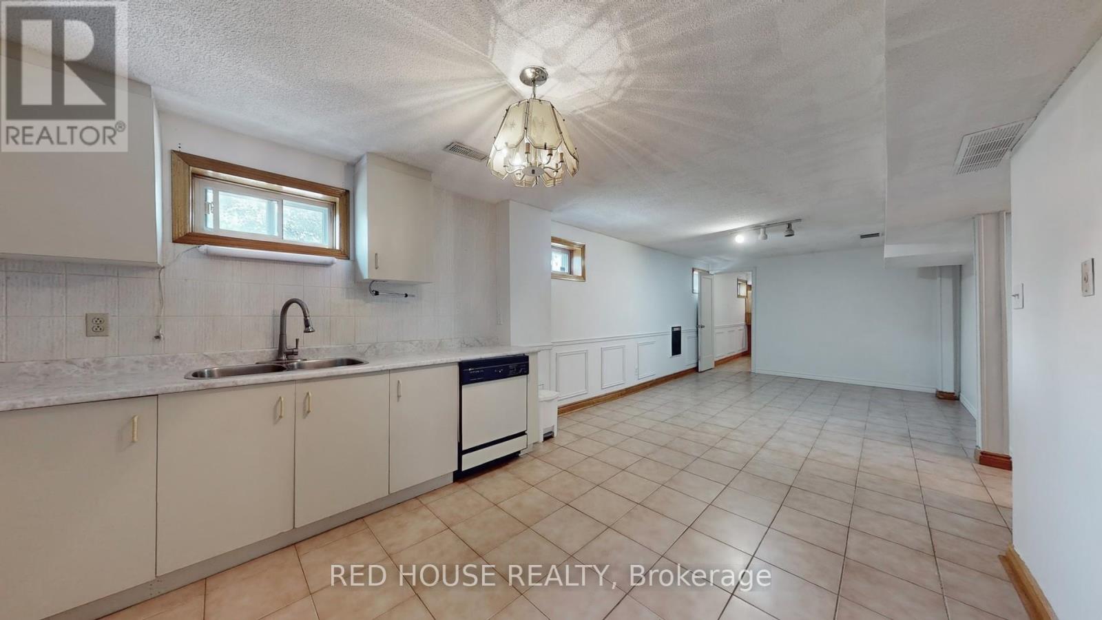 1 Dante Court, Vaughan, Ontario  L4L 7V4 - Photo 30 - N12394004