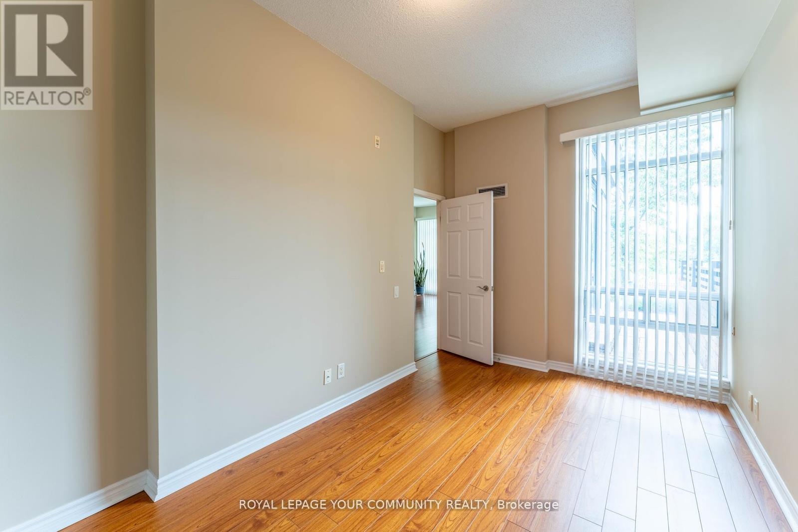 110 - 11121 Yonge Street, Richmond Hill, Ontario  L4C 0S7 - Photo 11 - N12394013
