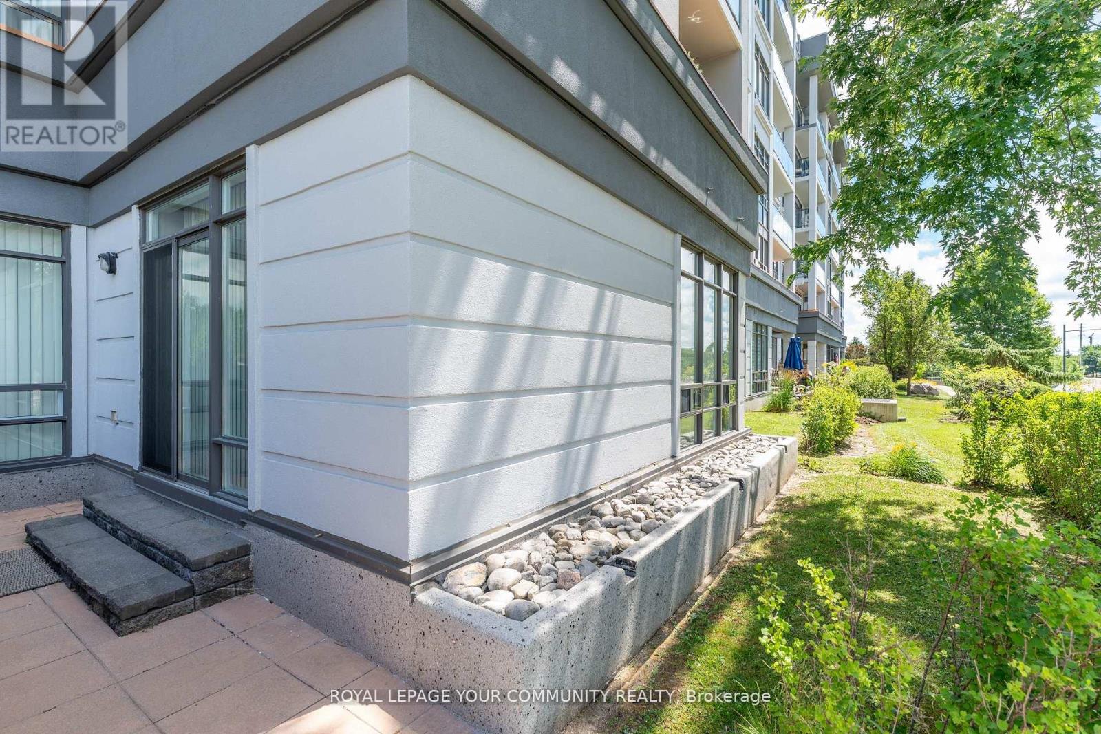110 - 11121 Yonge Street, Richmond Hill, Ontario  L4C 0S7 - Photo 14 - N12394013