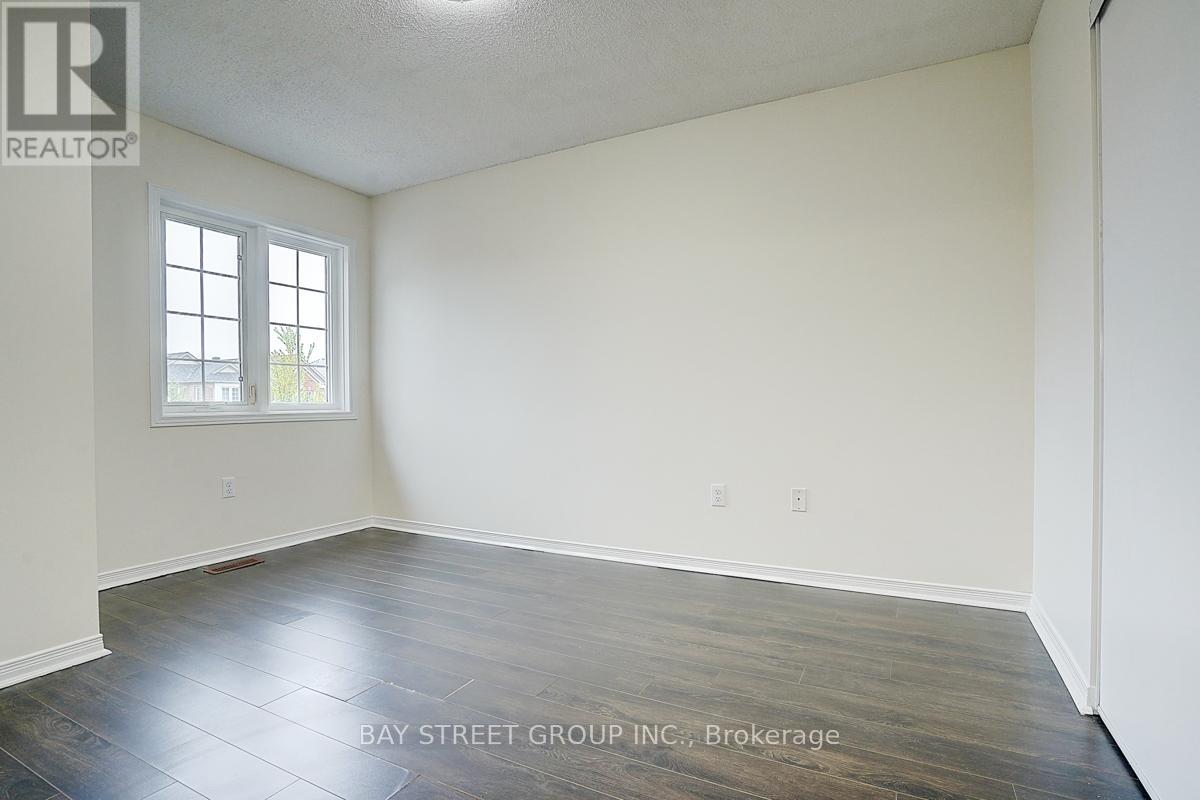 11 Tara Crescent, Markham, Ontario  L3S 4S7 - Photo 19 - N12394043