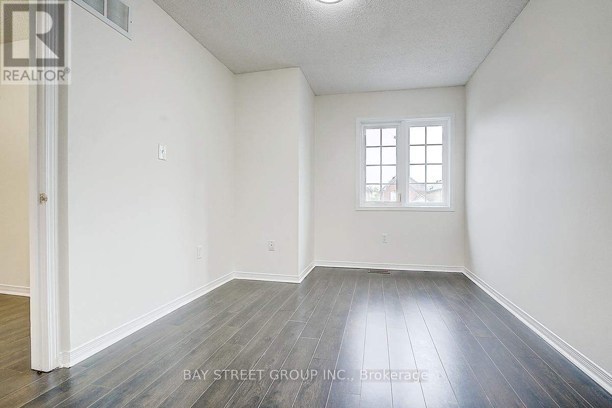 11 Tara Crescent, Markham, Ontario  L3S 4S7 - Photo 20 - N12394043