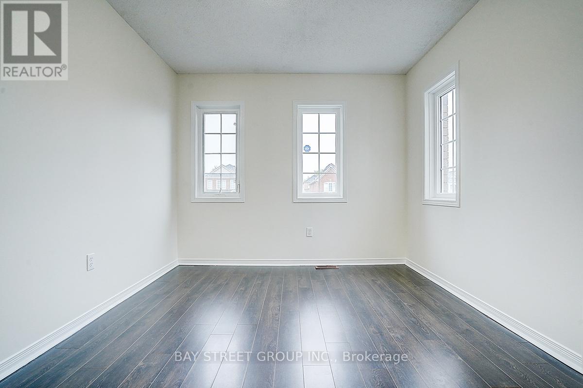 11 Tara Crescent, Markham, Ontario  L3S 4S7 - Photo 22 - N12394043