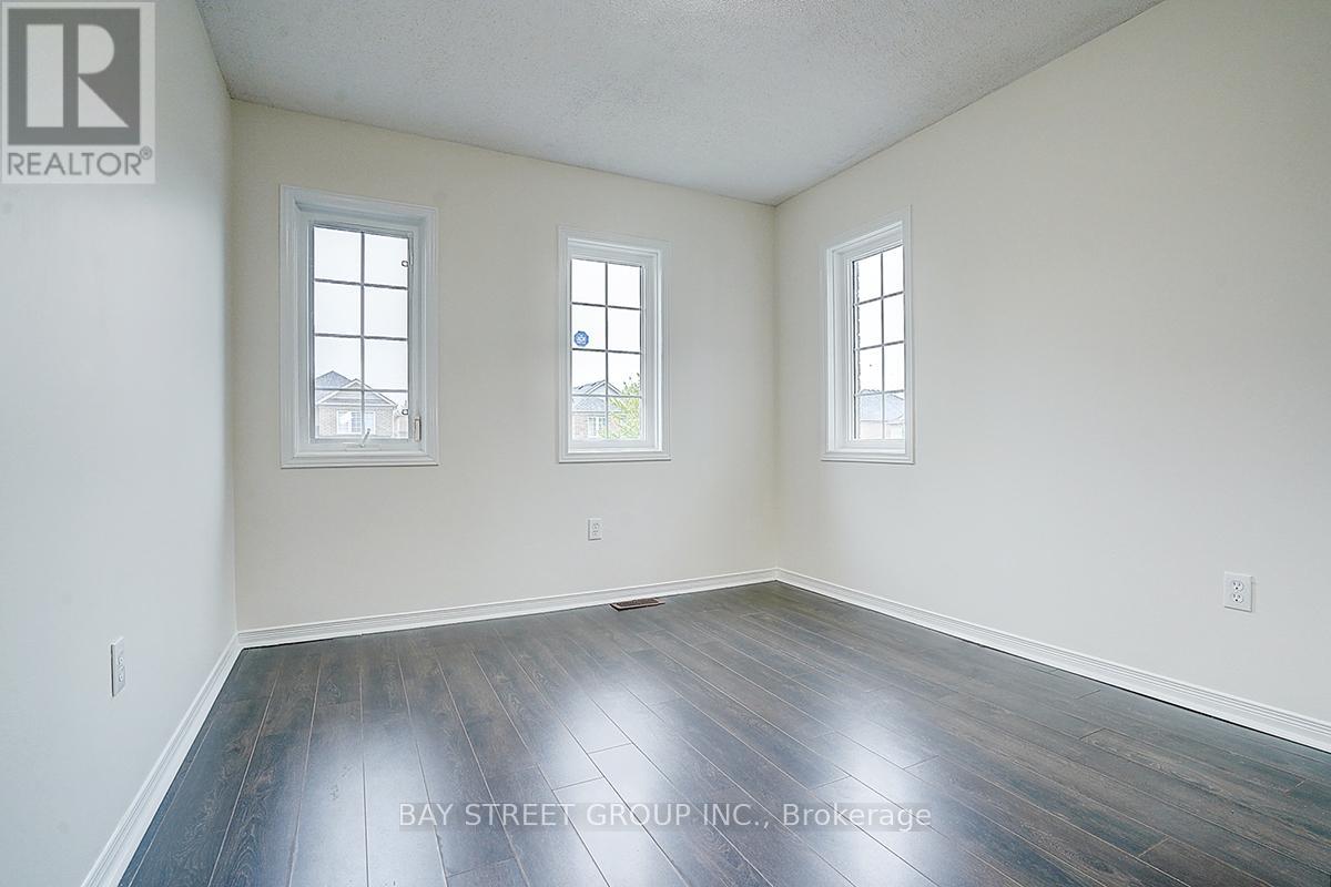 11 Tara Crescent, Markham, Ontario  L3S 4S7 - Photo 23 - N12394043
