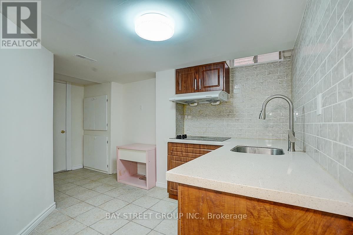 11 Tara Crescent, Markham, Ontario  L3S 4S7 - Photo 26 - N12394043
