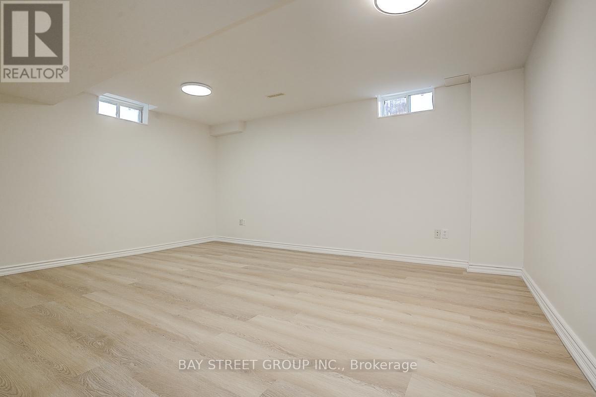 11 Tara Crescent, Markham, Ontario  L3S 4S7 - Photo 28 - N12394043