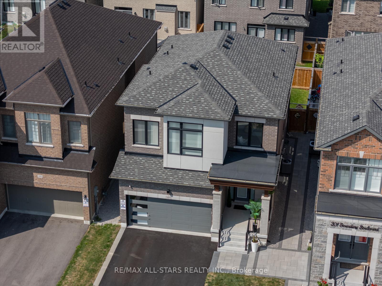 197 Boundary Boulevard, Whitchurch-Stouffville, Ontario  L4A 4W3 - Photo 50 - N12394070