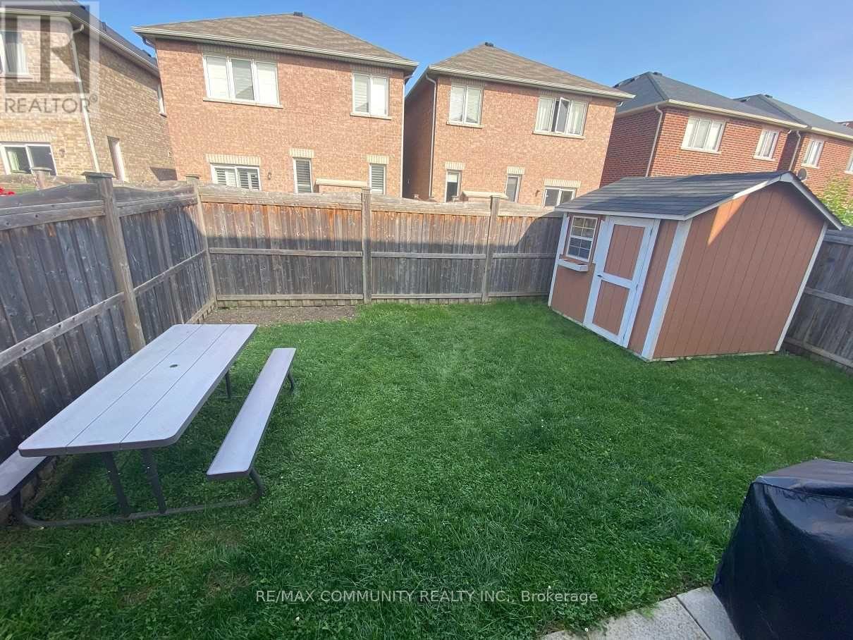 33 Mead Terrace, Markham, Ontario  L6E 1V6 - Photo 11 - N12394113