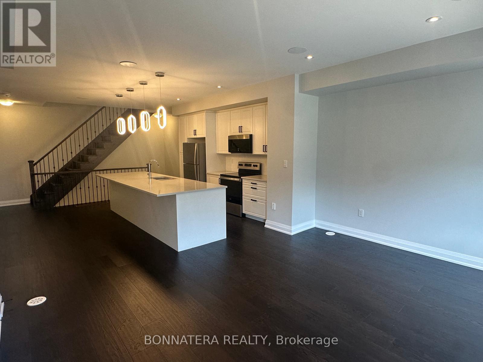 2461 Belt Lane, Oakville, Ontario  L6M 5L9 - Photo 14 - W12324805