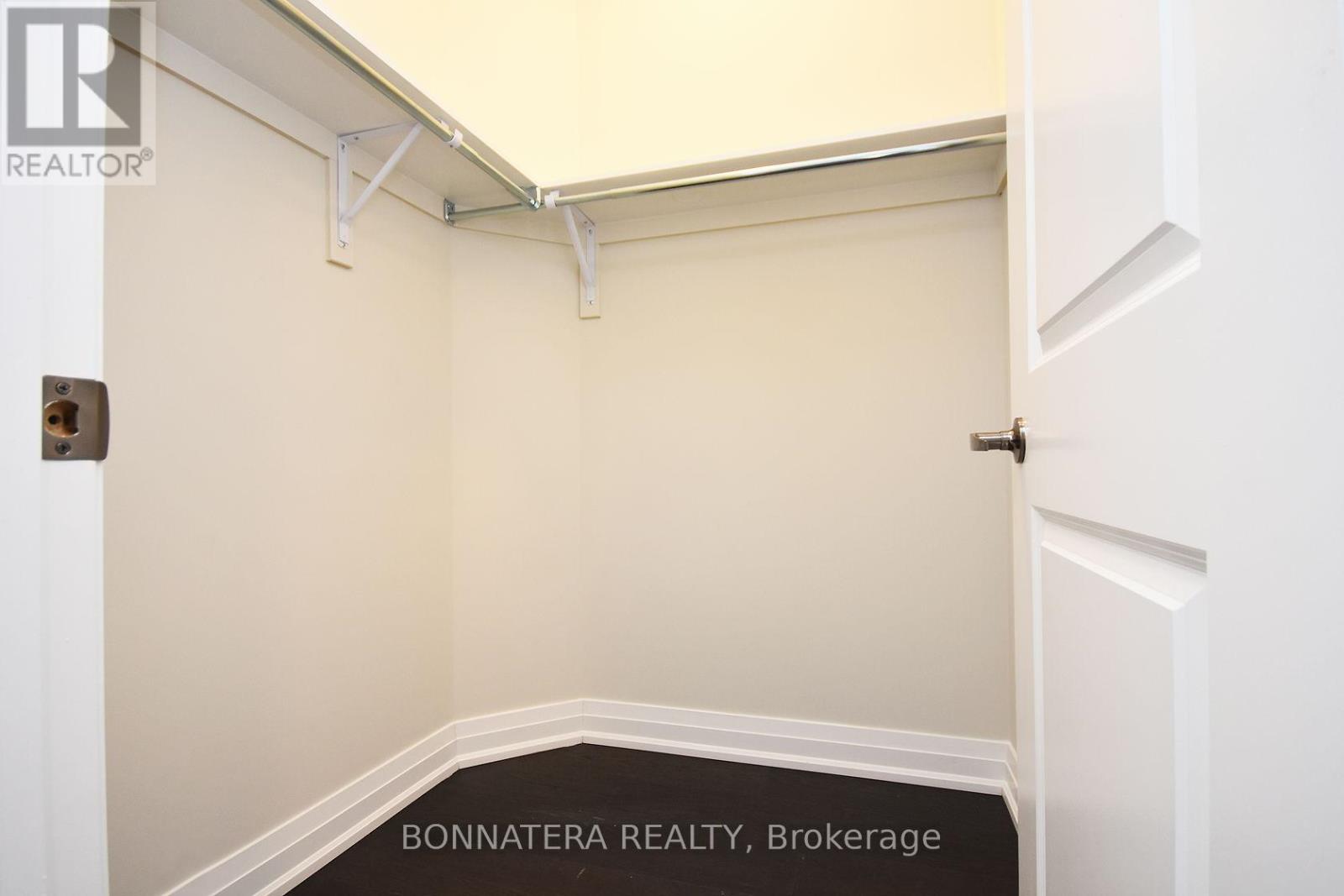 2461 Belt Lane, Oakville, Ontario  L6M 5L9 - Photo 30 - W12324805