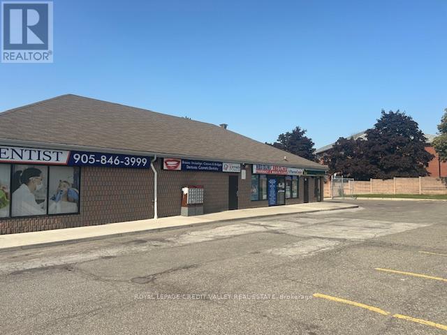 5 - 220 Wexford Road, Brampton, Ontario  L6Z 4N7 - Photo 8 - W12392862
