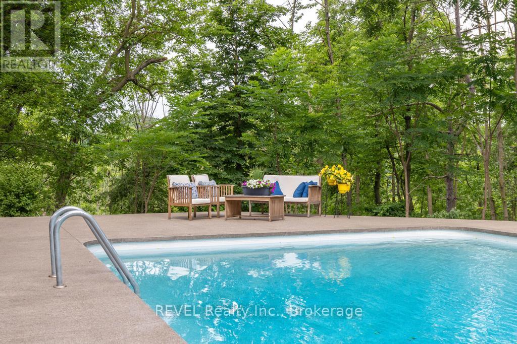 50 Hillcrest Avenue, St. Catharines, Ontario  L2R 4Y1 - Photo 39 - X12394210