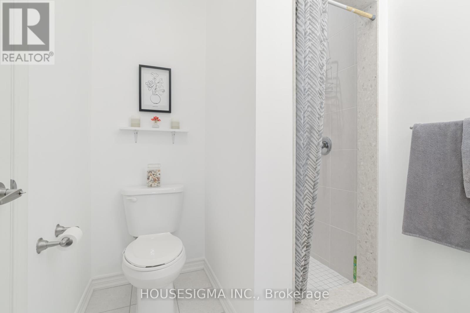208 Breton Street, Clearview, Ontario  L0M 1S0 - Photo 15 - S12393930