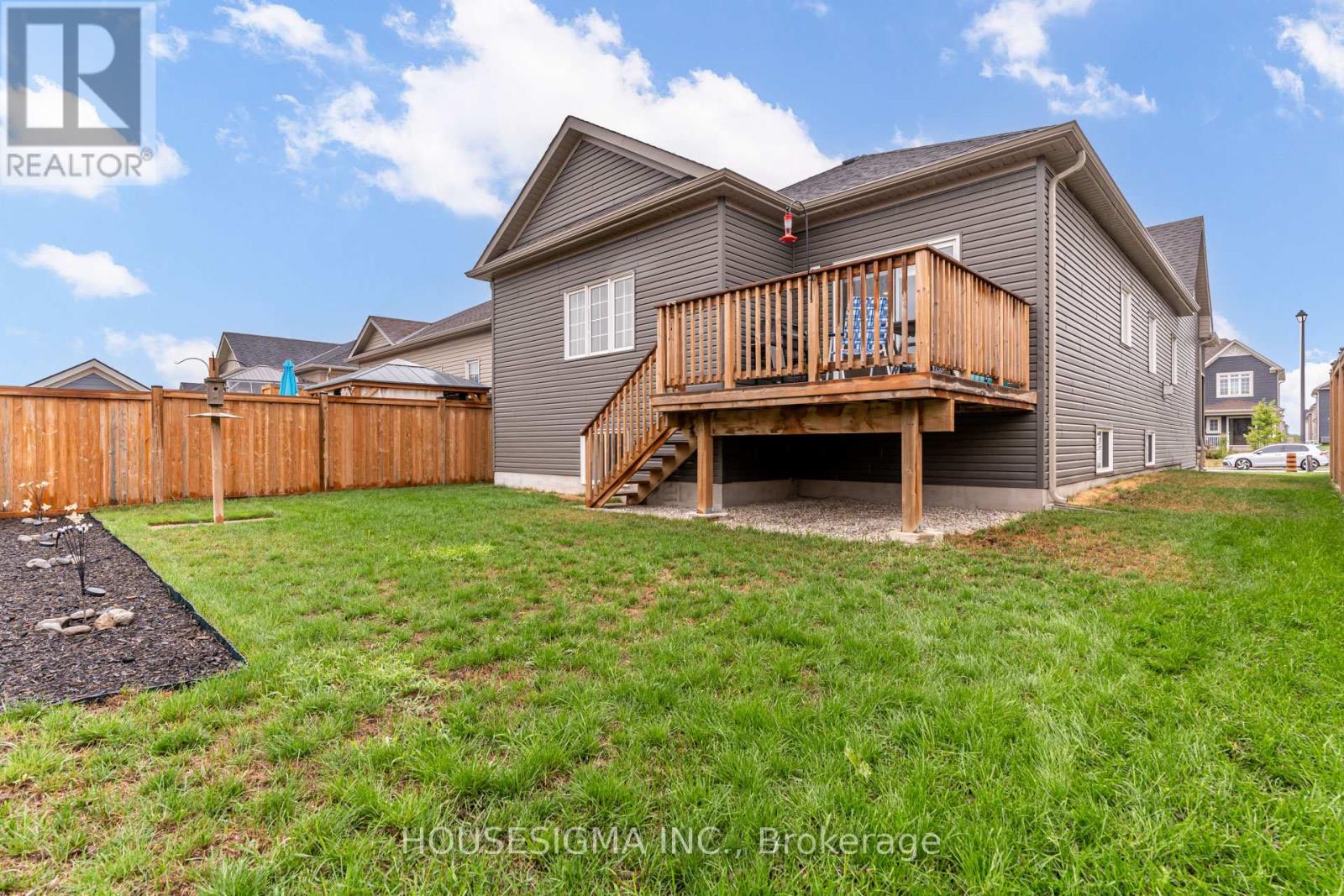 208 Breton Street, Clearview, Ontario  L0M 1S0 - Photo 29 - S12393930