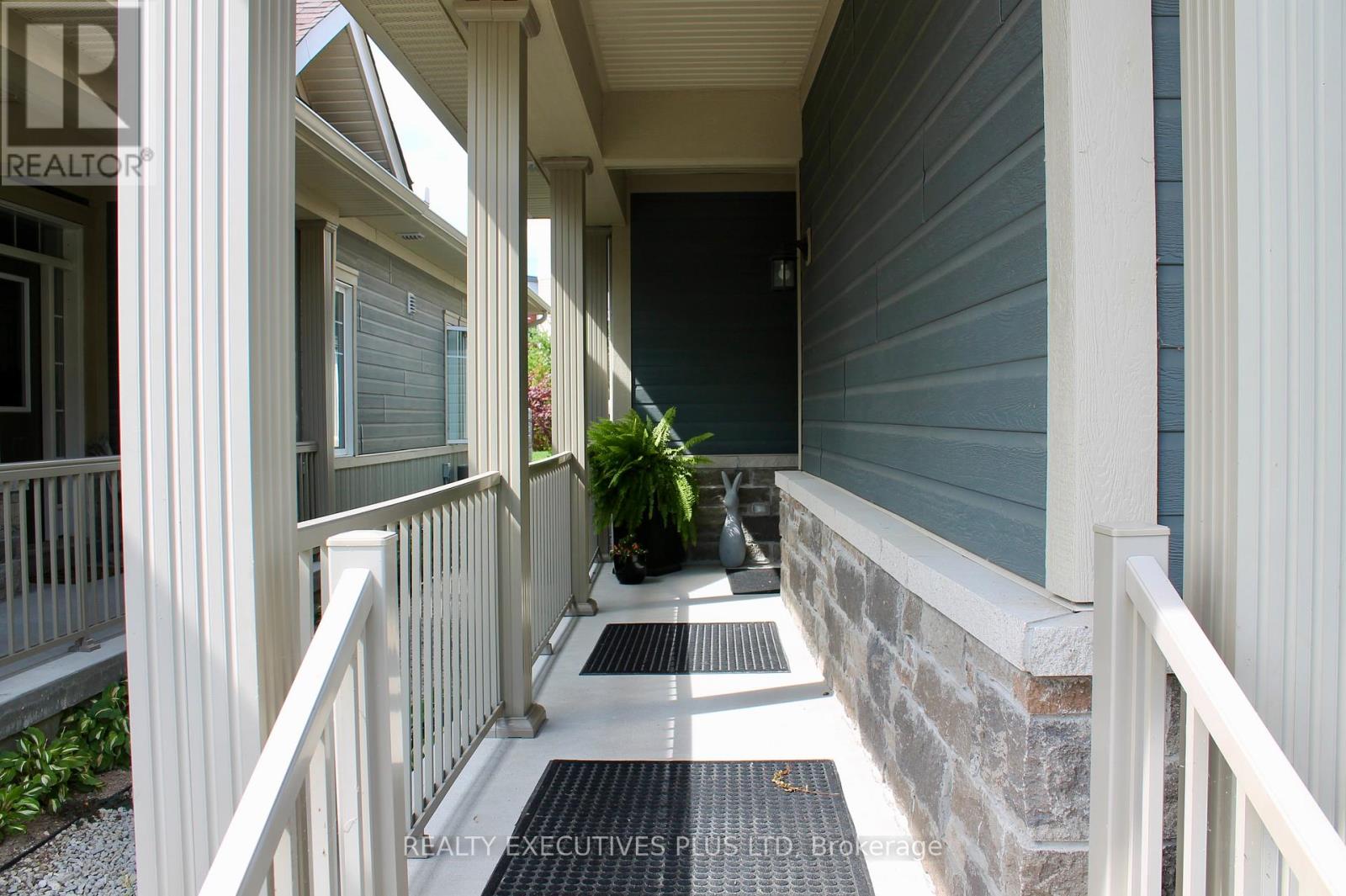 77 Kari Crescent, Collingwood, Ontario  L9Y 0Z7 - Photo 3 - S12393970