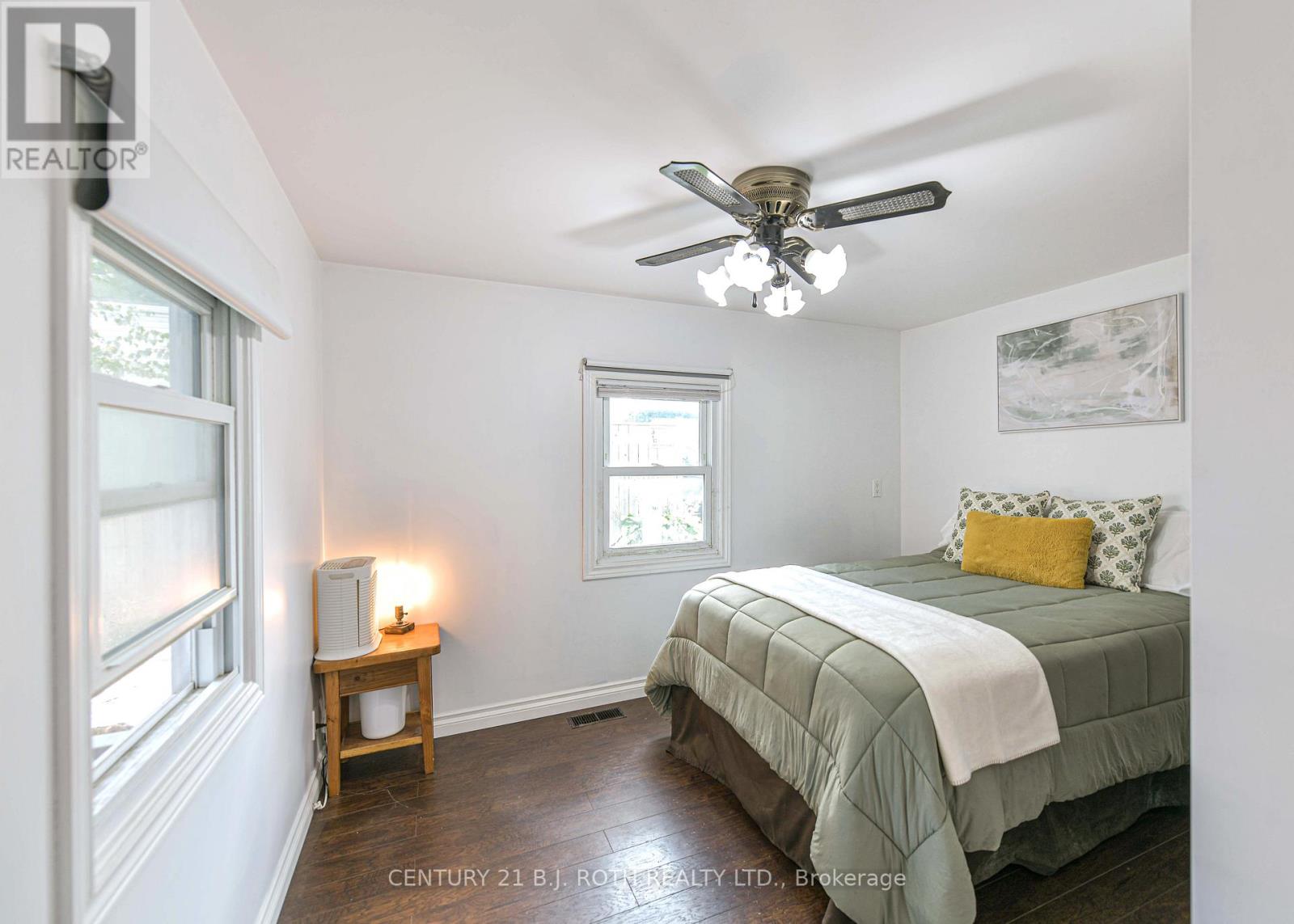 1296 Madison Street, Severn, Ontario  L3V 0V1 - Photo 15 - S12394040