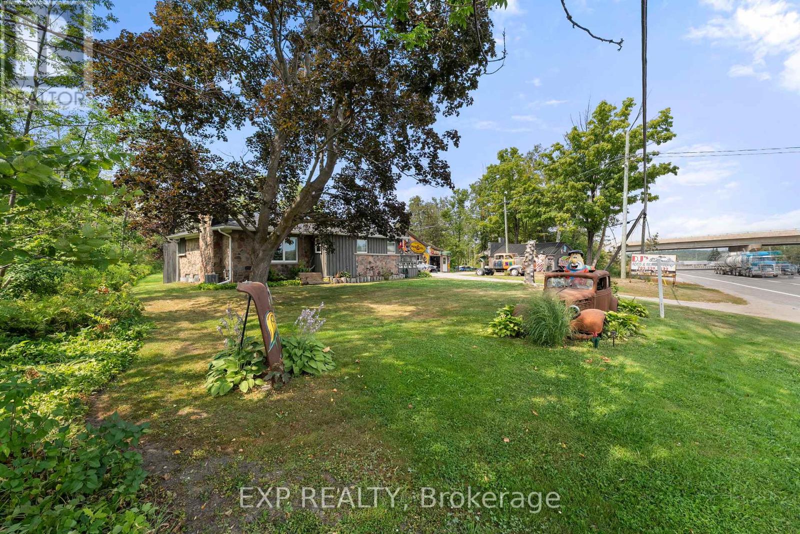 5514 Highway 11 South, R R 1, Oro-Medonte, Ontario  L3V 8H2 - Photo 8 - S12394064