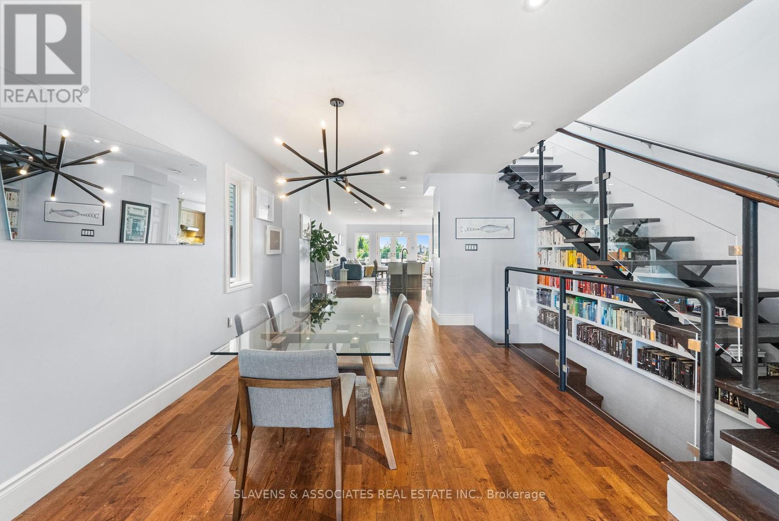 102 Gilbert Avenue, Toronto, Ontario  M6E 4W1 - Photo 11 - W12393947