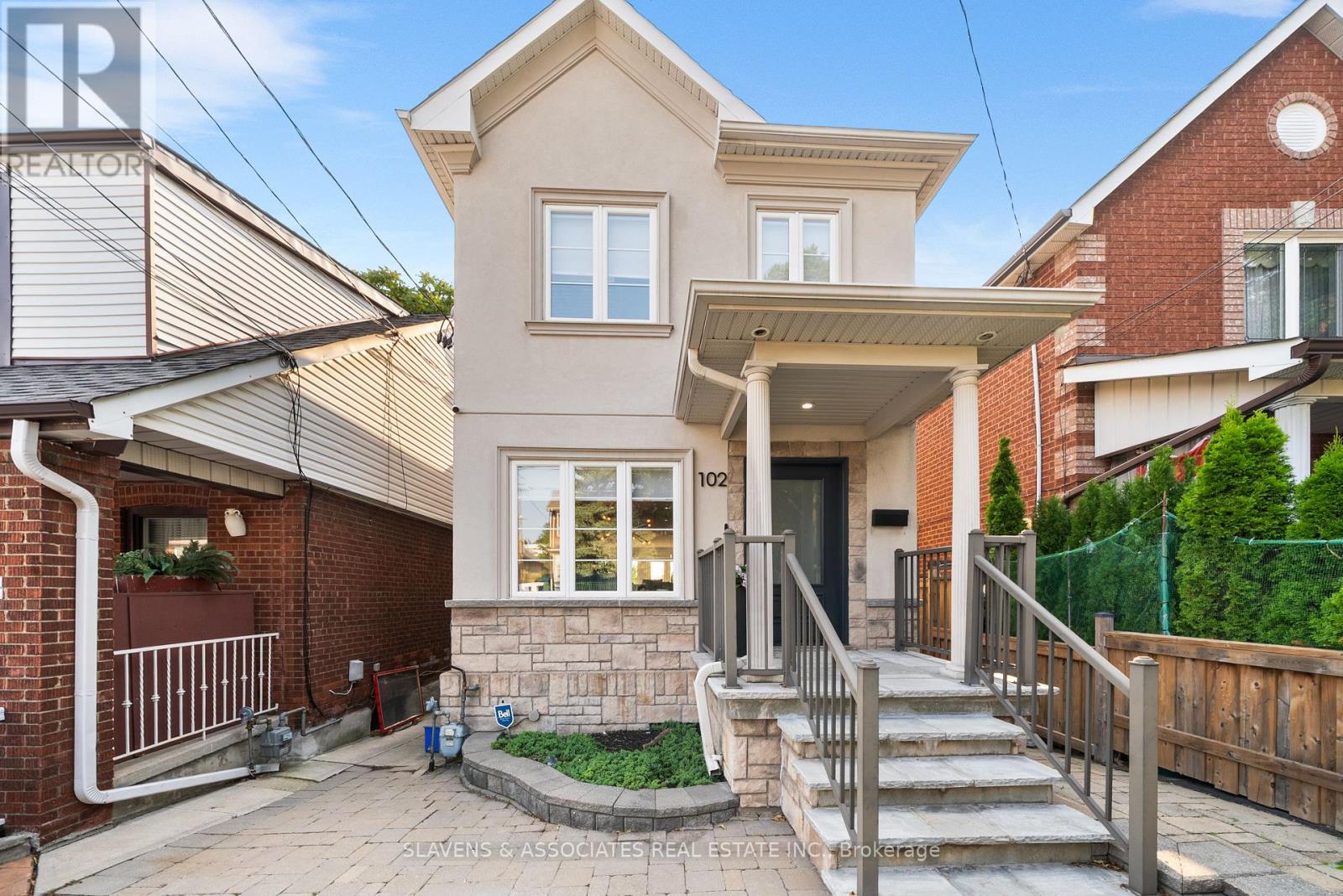 102 Gilbert Avenue, Toronto, Ontario  M6E 4W1 - Photo 5 - W12393947