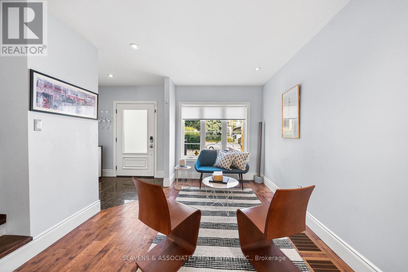 102 Gilbert Avenue, Toronto, Ontario  M6E 4W1 - Photo 8 - W12393947