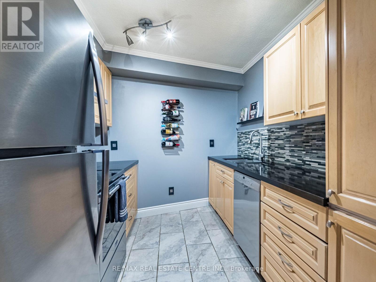 1515 - 50 Mississauga Valley Boulevard, Mississauga, Ontario  L5A 3S2 - Photo 20 - W12394008
