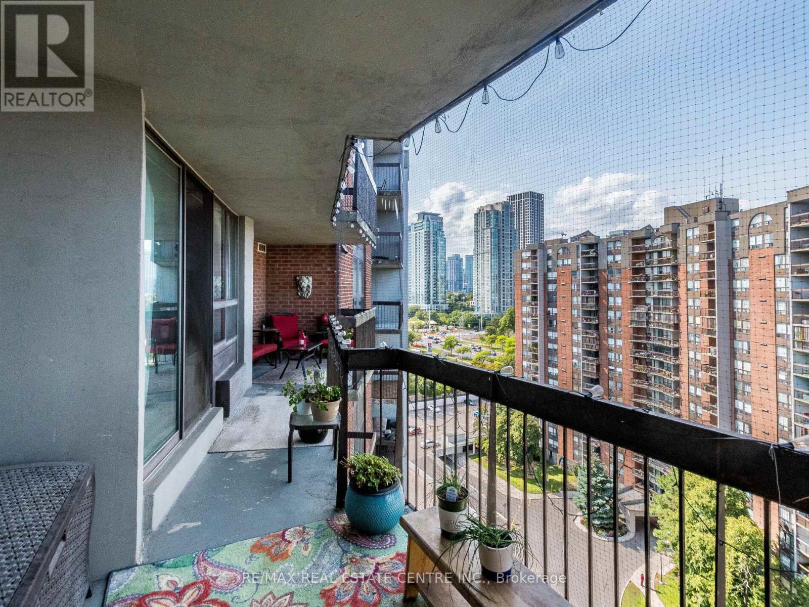 1515 - 50 Mississauga Valley Boulevard, Mississauga, Ontario  L5A 3S2 - Photo 37 - W12394008