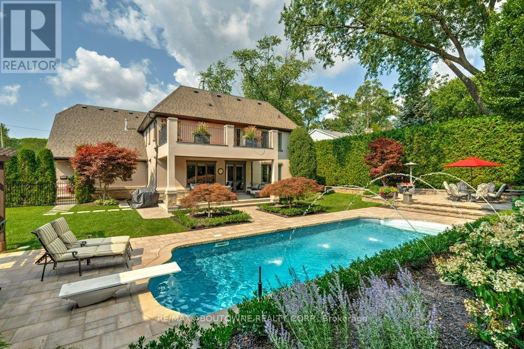 1237 Donlea Crescent, Oakville, Ontario  L6J 1V8 - Photo 46 - W12394022
