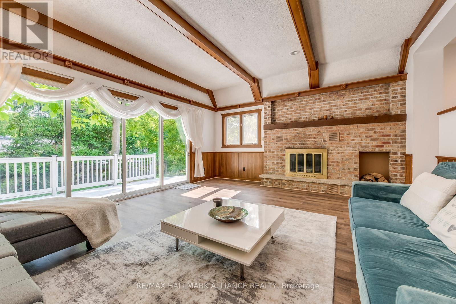 157 Trelawn Avenue, Oakville, Ontario  L6J 4R3 - Photo 13 - W12394032