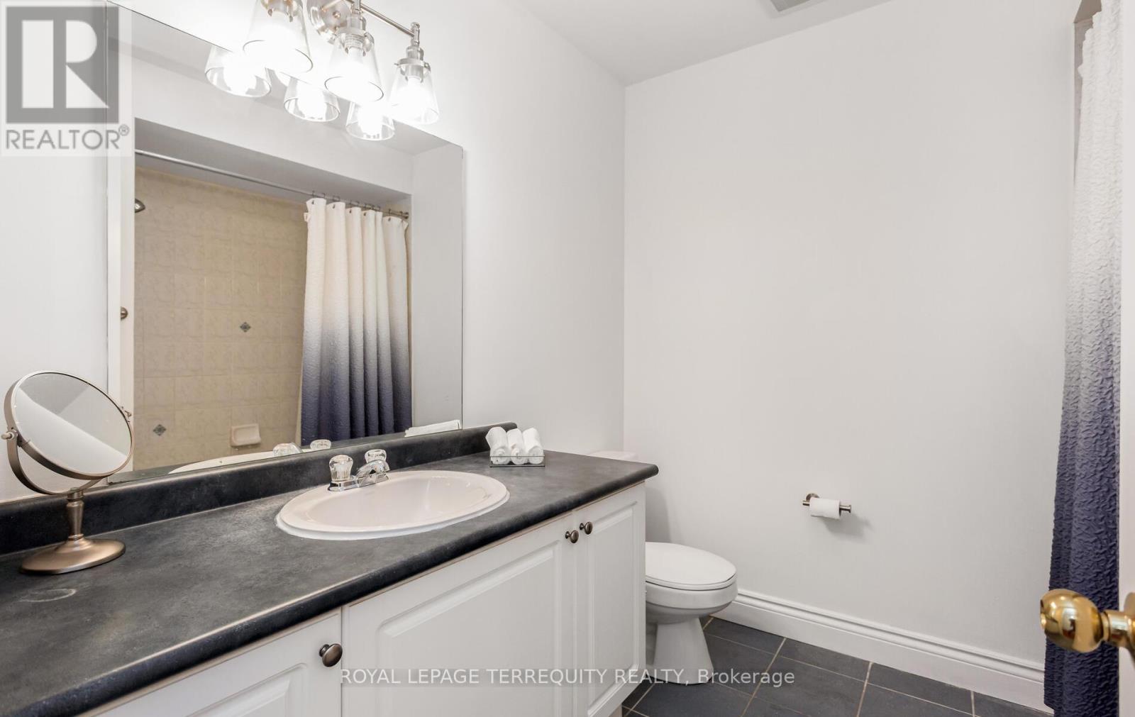 4762 Allegheny Road, Mississauga (Hurontario), Ontario  L5R 0A6 - Photo 36 - W12394048