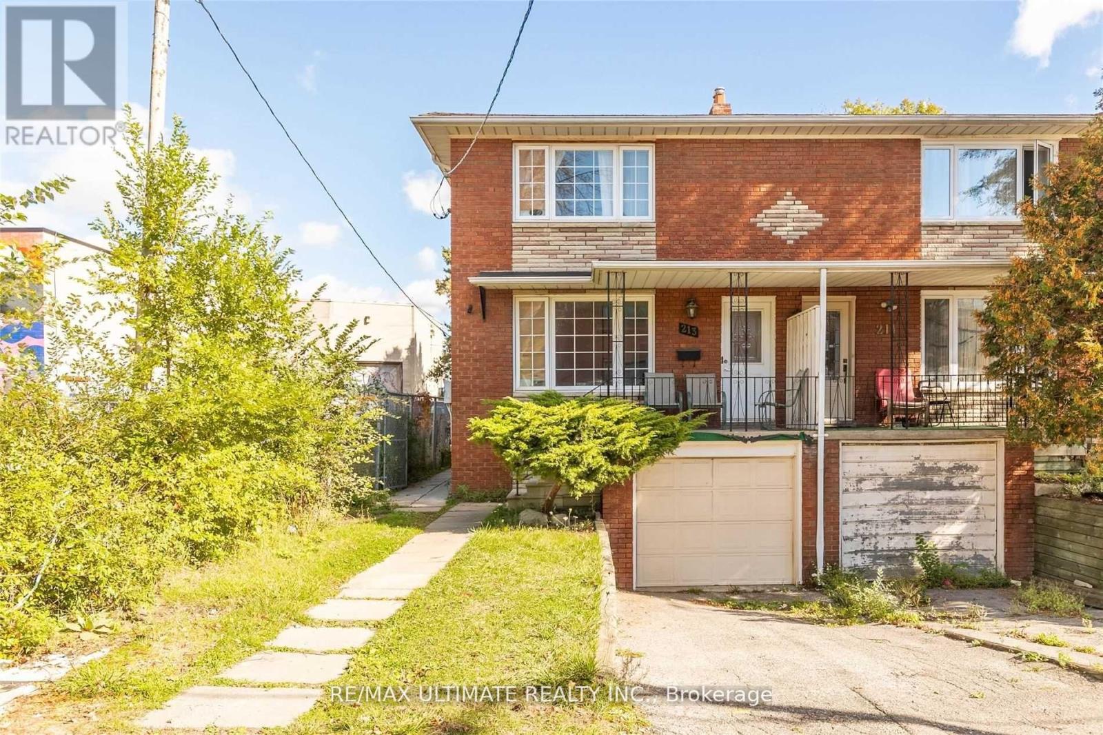 #2 - 213 Close Avenue, Toronto, Ontario  M6K 2V6 - Photo 1 - W12394059