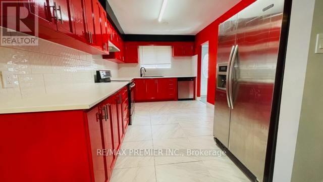 102 Northover Street, Toronto (Glenfield-Jane Heights), Ontario  M3L 1W7 - Photo 2 - W12394092