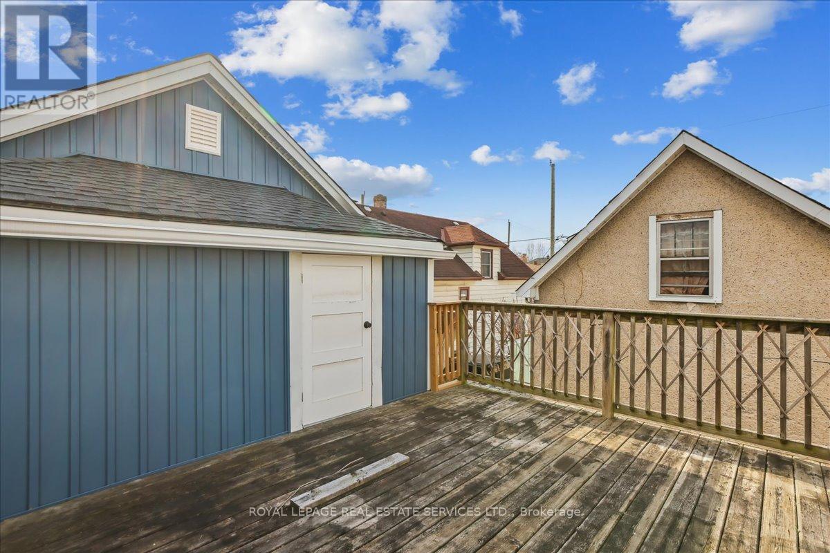 19 Seneca Street, St. Catharines (E. Chester), Ontario  L2R 2V1 - Photo 19 - X12393928