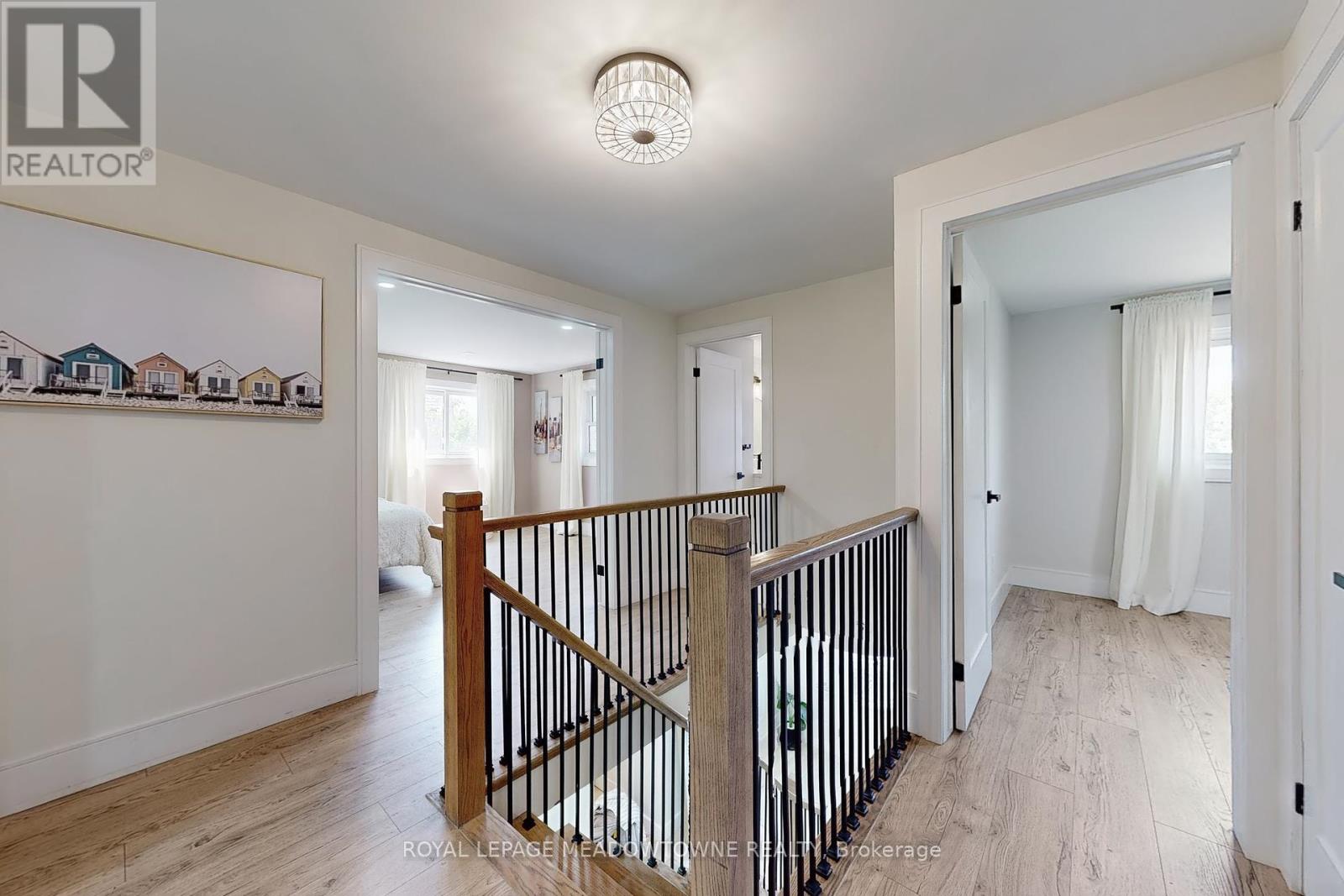 365 Celtic Drive, Hamilton, Ontario  L8E 4N1 - Photo 24 - X12393929