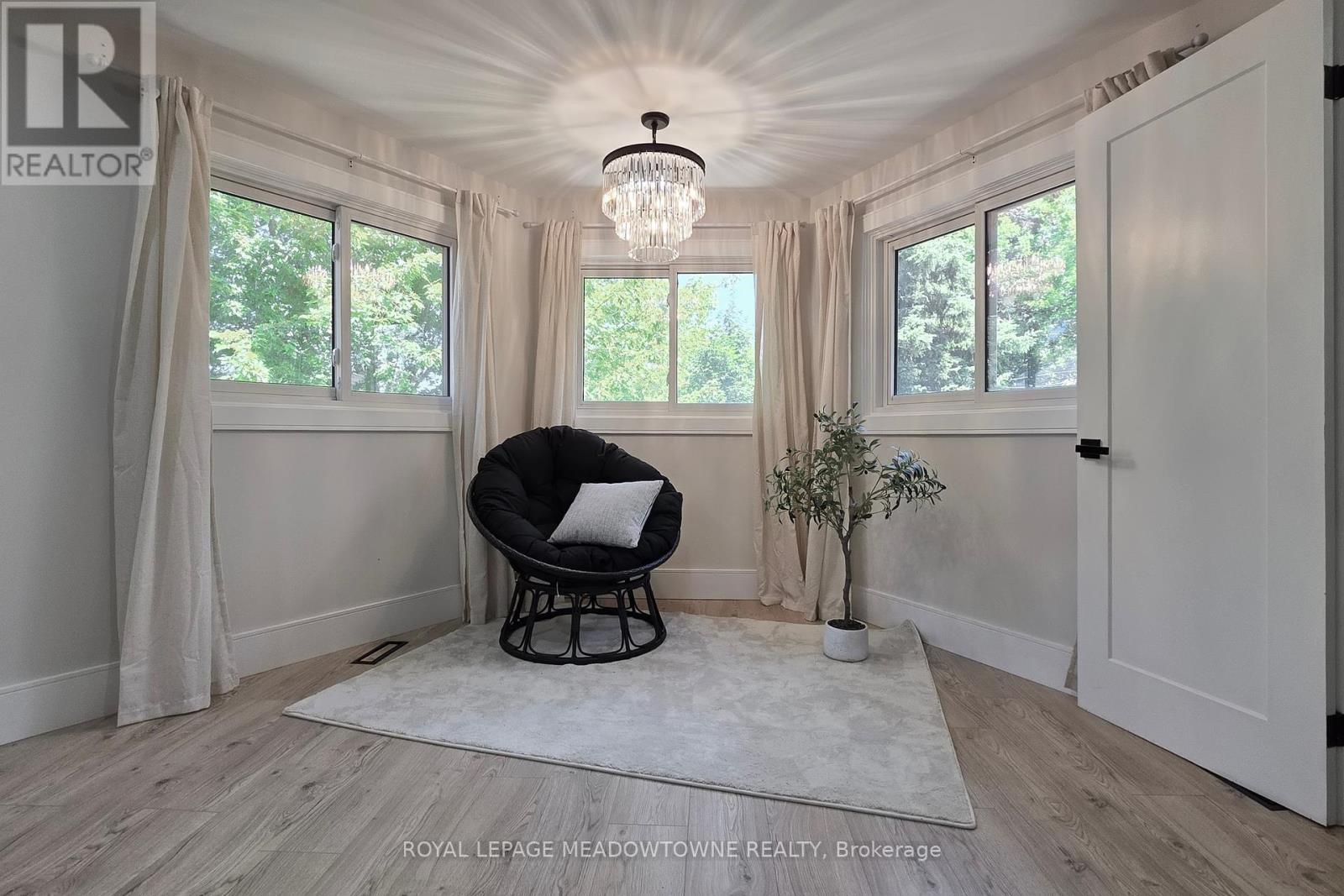 365 Celtic Drive, Hamilton, Ontario  L8E 4N1 - Photo 26 - X12393929