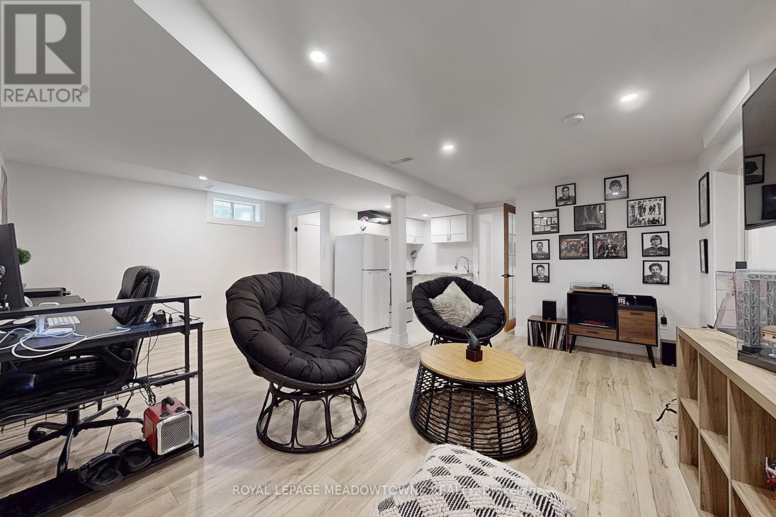 365 Celtic Drive, Hamilton, Ontario  L8E 4N1 - Photo 36 - X12393929