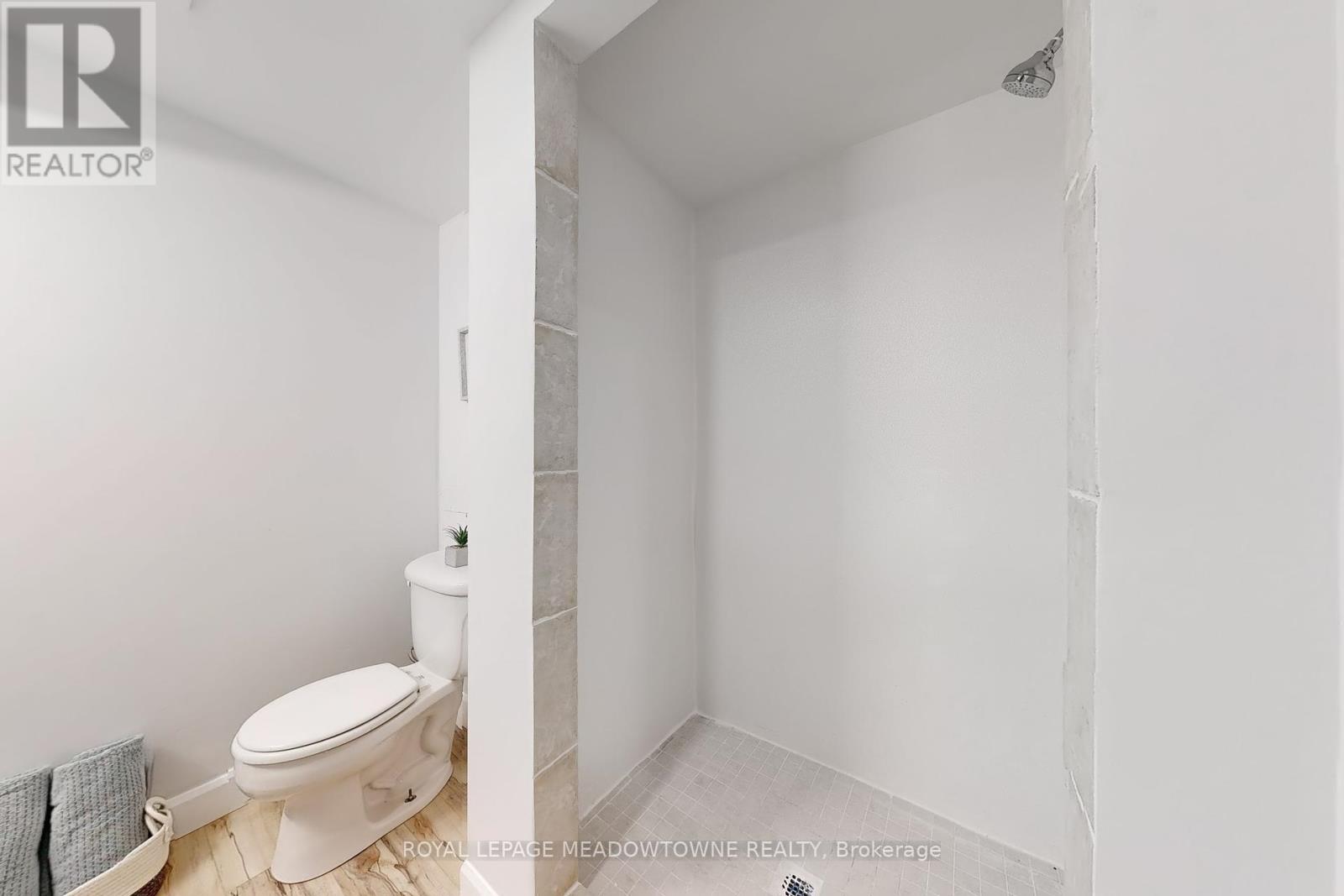 365 Celtic Drive, Hamilton, Ontario  L8E 4N1 - Photo 44 - X12393929