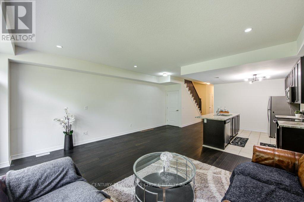 30 - 77 Diana Avenue, Brantford, Ontario  N3T 6P9 - Photo 18 - X12393931