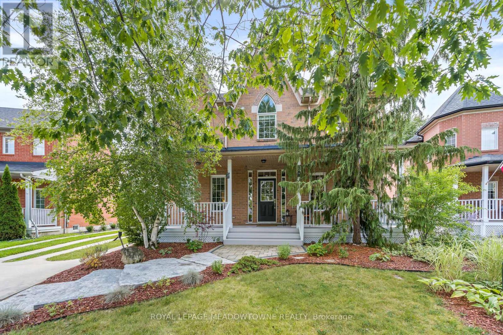 119 Parkview Lane, Guelph/eramosa, Ontario  N0B 2K0 - Photo 1 - X12393940