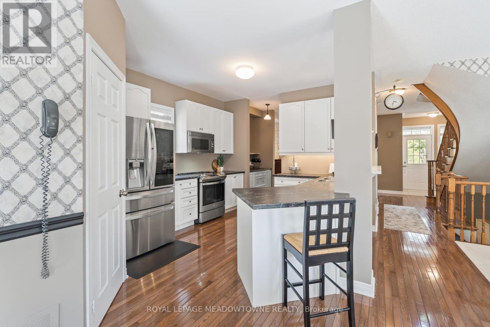 119 Parkview Lane, Guelph/eramosa, Ontario  N0B 2K0 - Photo 17 - X12393940